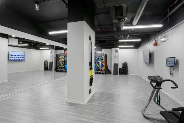 $3,200 | 2020 North Lincoln Park West, Unit 35K, Chicago, IL 60614