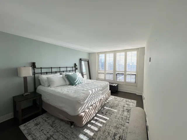$3,200 | 2020 North Lincoln Park West, Unit 35K, Chicago, IL 60614