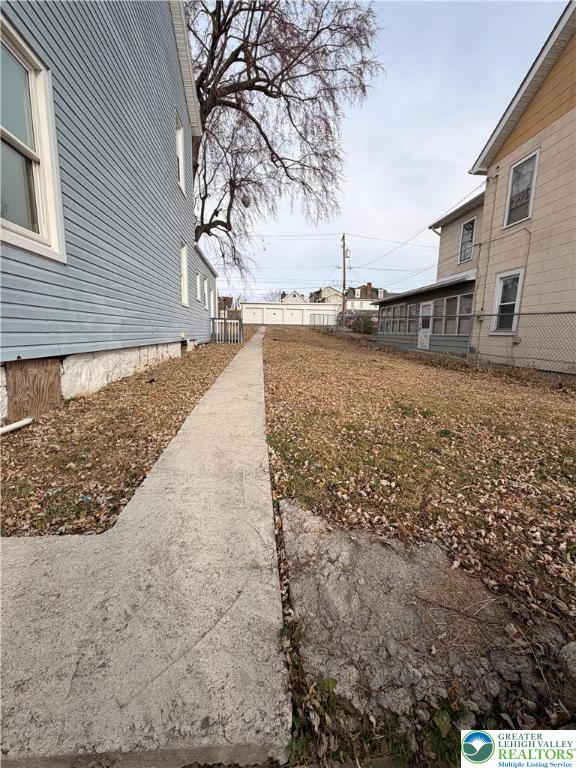 1523 Butler Street Easton, PA 18042 - Photo 2 of 17 Backyard front view