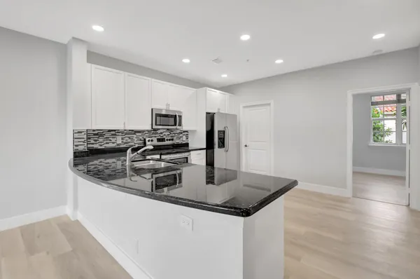 $699,000 | 1635 North Federal Highway, Delray Beach, FL 33483
