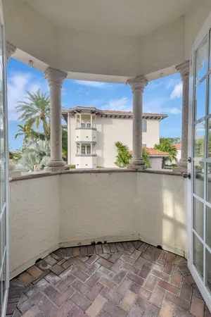 $699,000 | 1635 North Federal Highway, Delray Beach, FL 33483