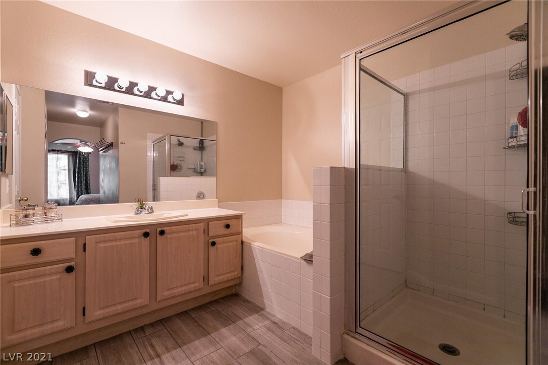 3950 South Sandhill Road, Unit 147 Las Vegas, NV 89121 - Photo 18 of 25 Gallery Image 18