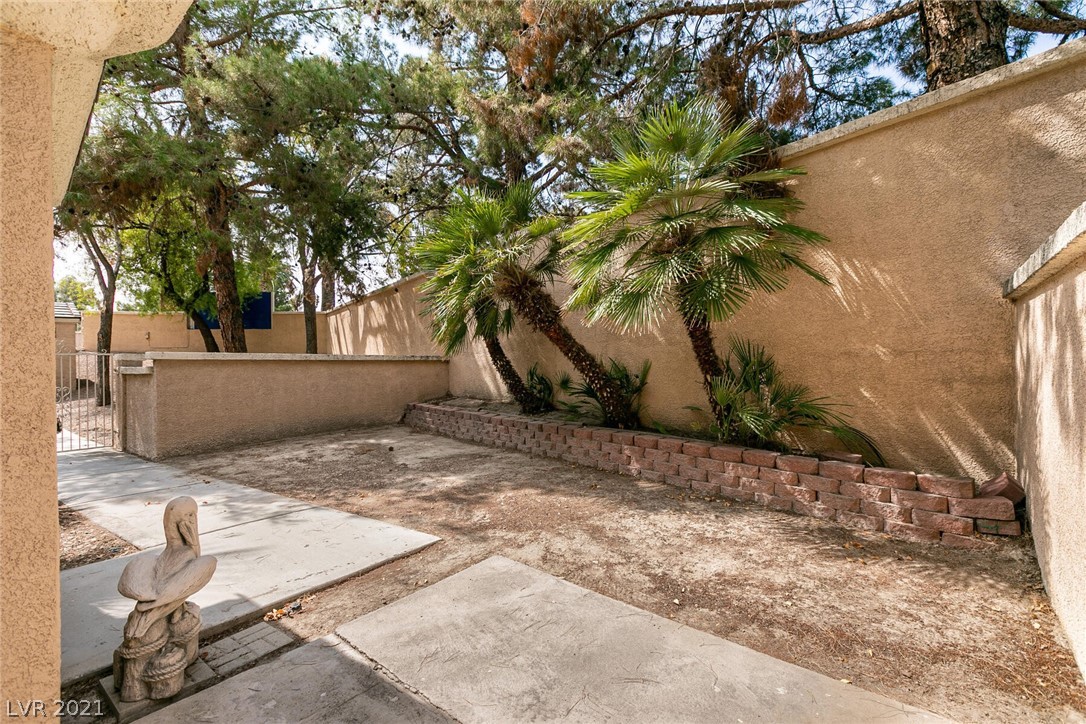 3950 South Sandhill Road, Unit 147 Las Vegas, NV 89121 - Photo 3 of 25 Gallery Image 3