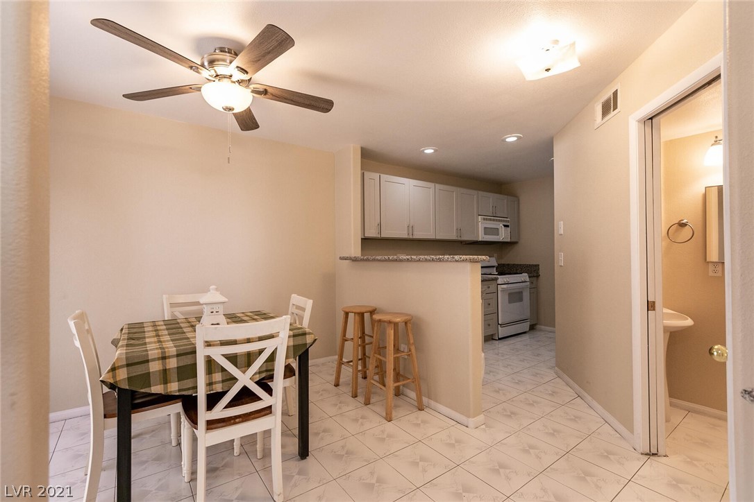 3950 South Sandhill Road, Unit 147 Las Vegas, NV 89121 - Photo 10 of 25 Gallery Image 10