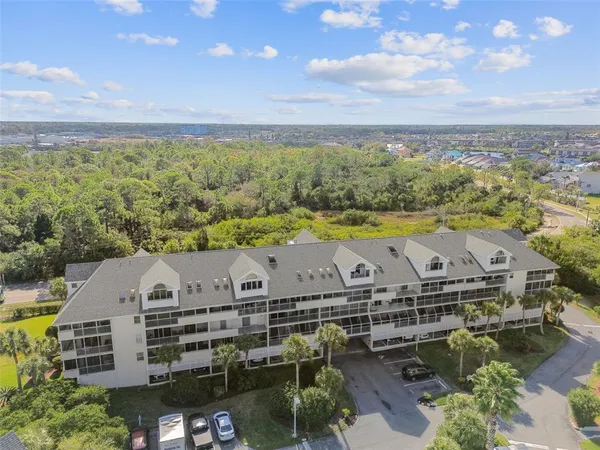 $2,300 | 5557 Sea Forest Drive, Unit 214, New Port Richey, FL 34652