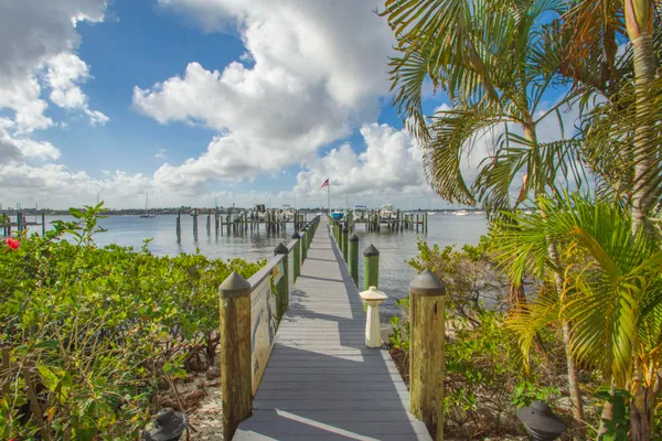 $679,900 | 624 Southwest St Lucie Crescent, Unit 206, Stuart, FL 34994