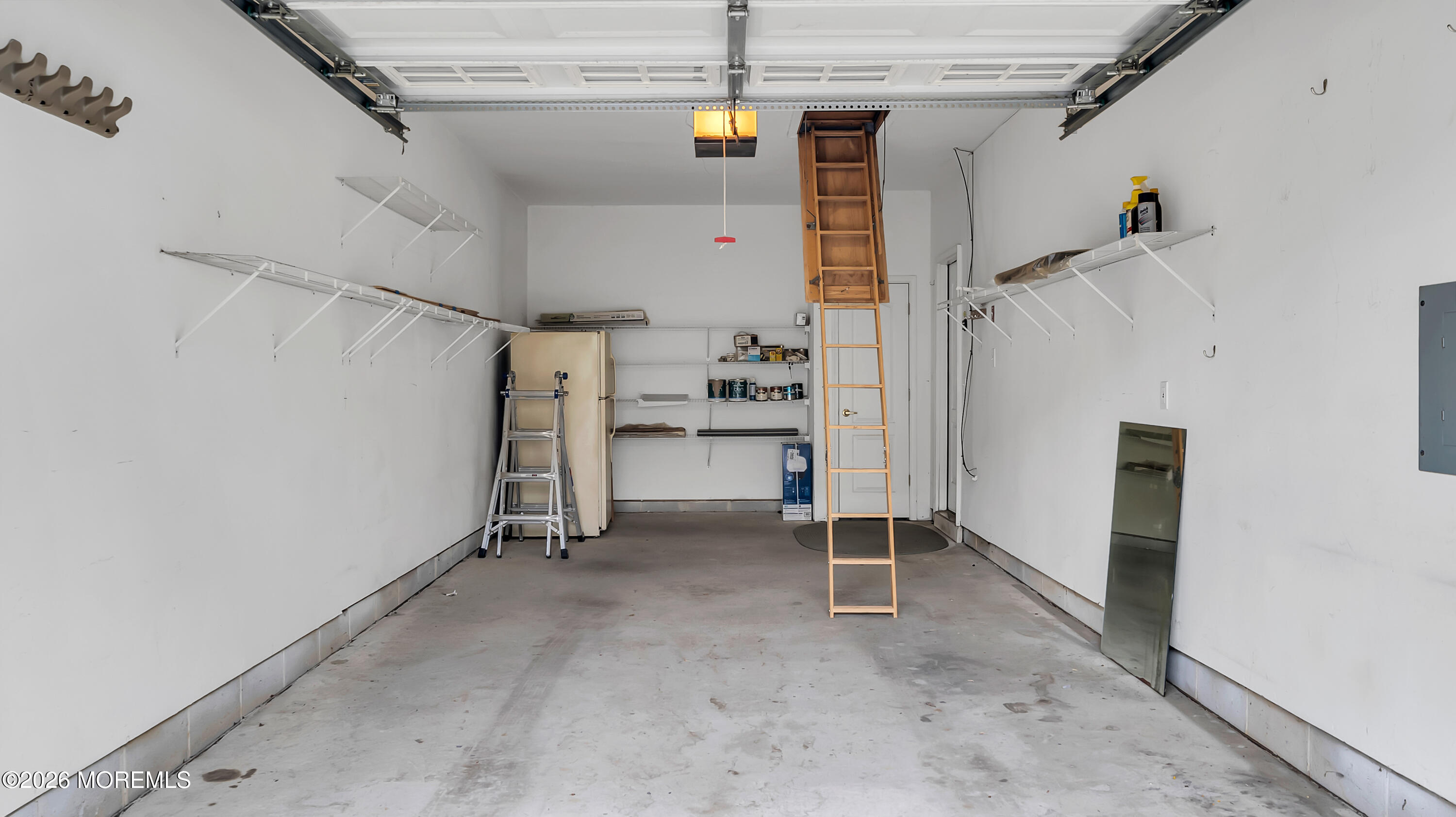 19 Silverside Road Lakewood, NJ 08701 - Photo 15 of 22 Clean roomy garage