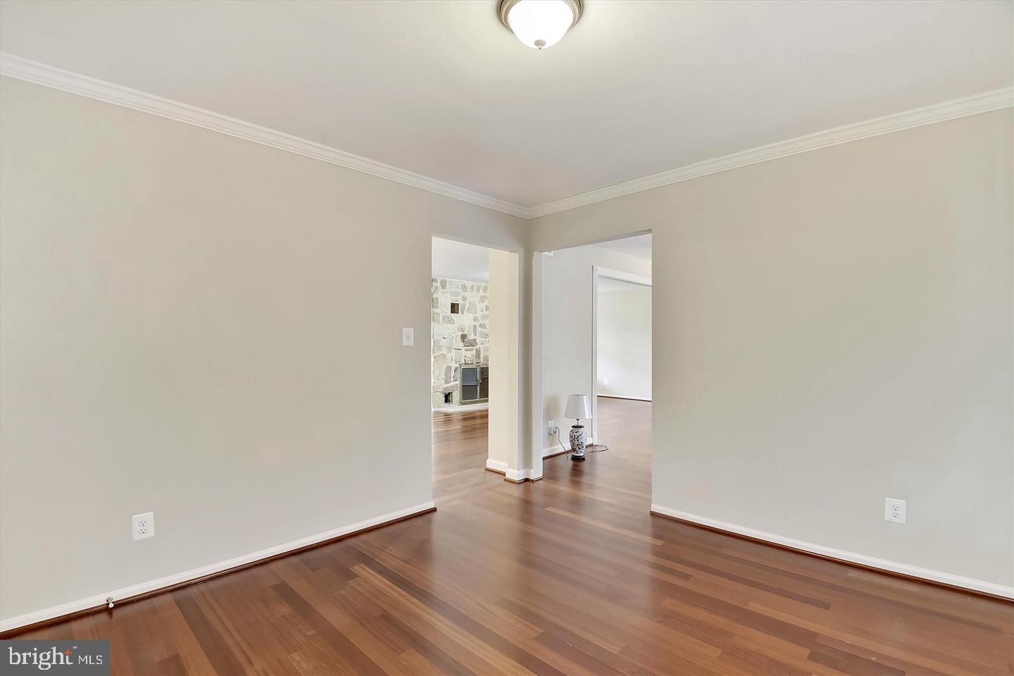 5109 Gunpowder Road Fairfax, VA 22030 - Photo 8 of 46 Gallery Image 8