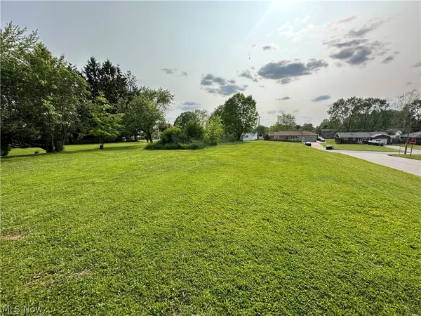 $20,000 | Creed Circle, Campbell, OH 44405