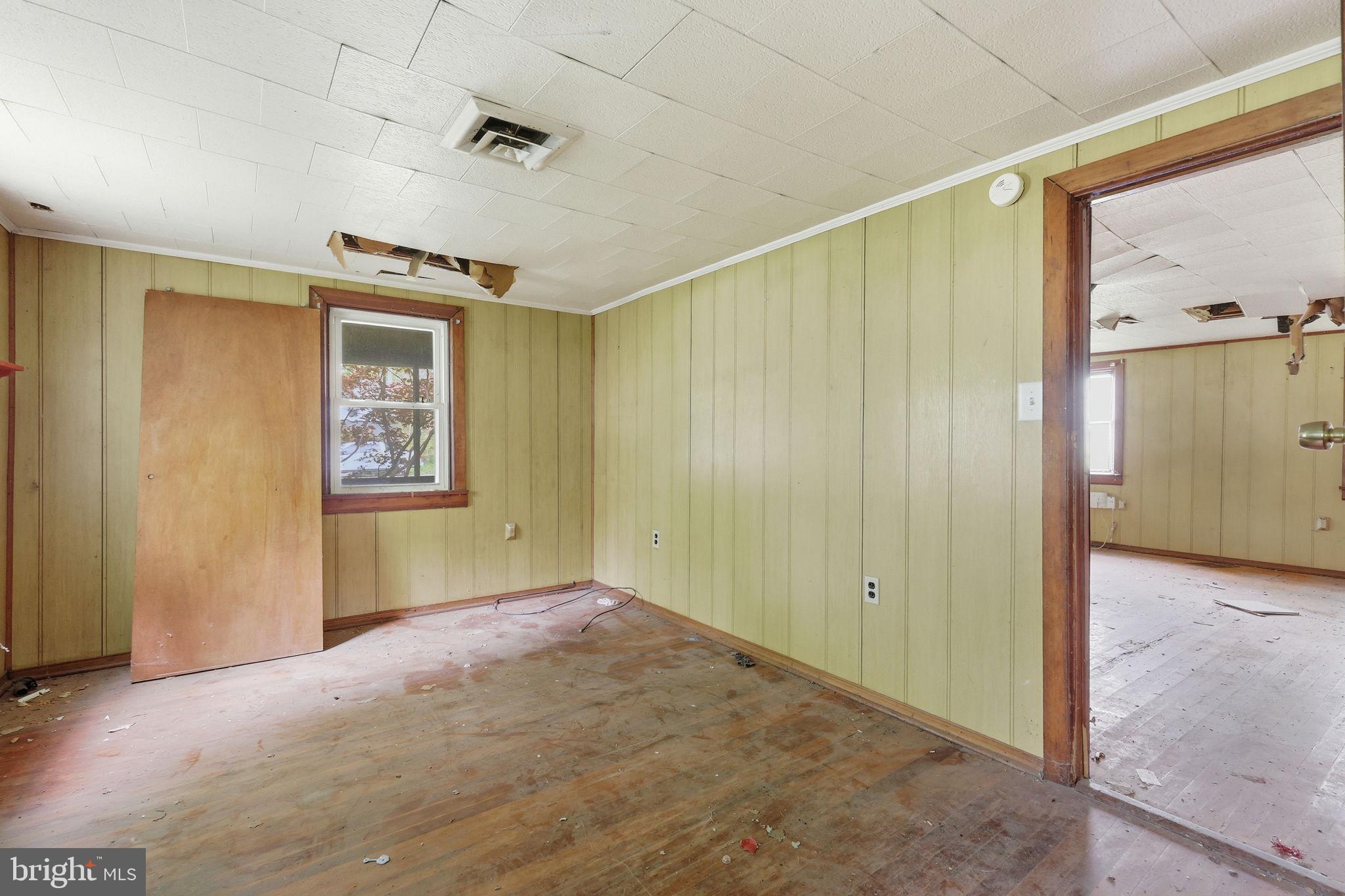 24 Elm Street Salem, NJ 08079 - Photo 16 of 20