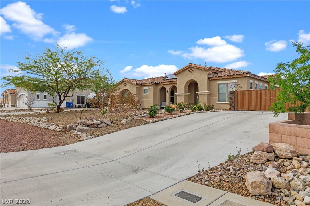 248 Hull Street Henderson, NV 89015 - Photo 3 of 79