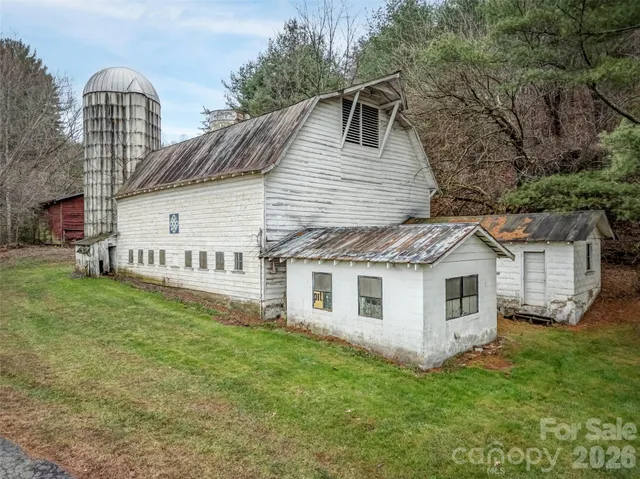 $298,000 | 896 Newfound Road, Leicester, NC 28748