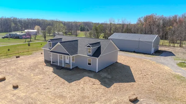 $539,900 | 4161 Dobbins Pike, Portland, TN 37148