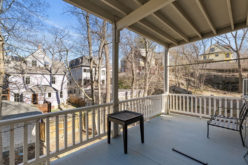285 Chestnut Avenue Boston, MA 02130 - Photo 11 of 37