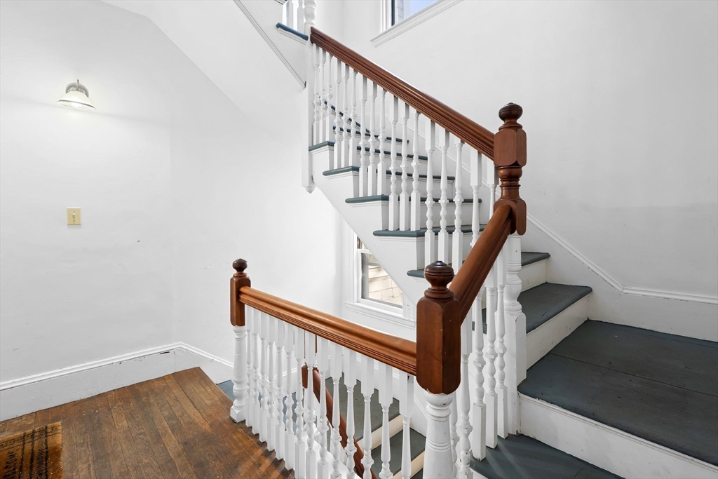285 Chestnut Avenue Boston, MA 02130 - Photo 19 of 37