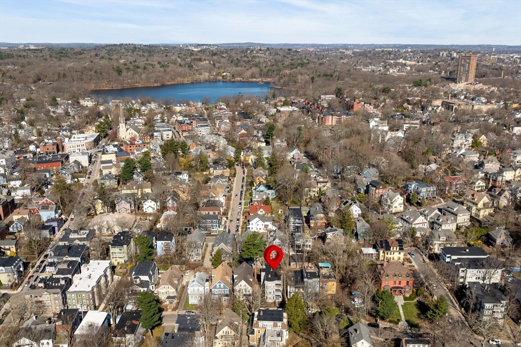 285 Chestnut Avenue Boston, MA 02130 - Photo 29 of 37