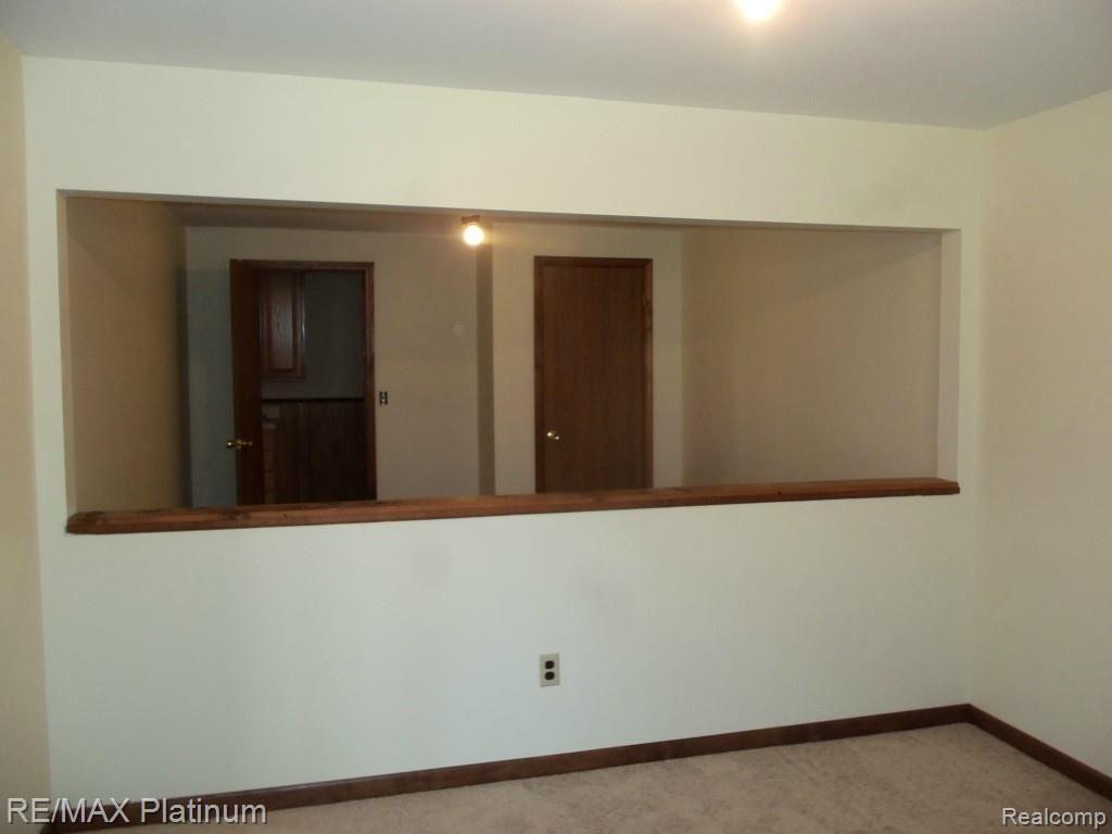 12184 Lovejoy Road Byron, MI 48418 - Photo 13 of 17