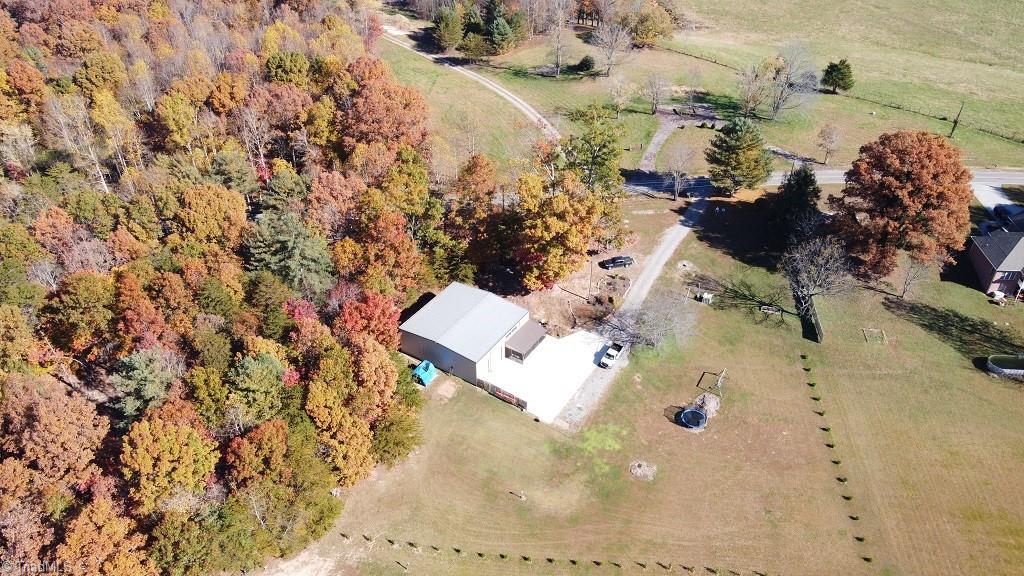2040 Walshtown Road Boomer, NC 28606 - Photo 22 of 28 Gallery Image 22
