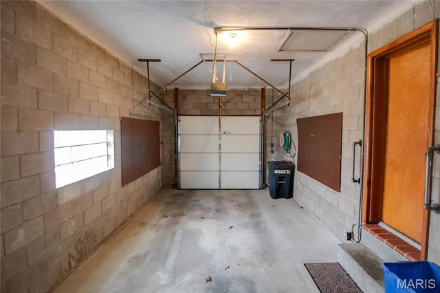 $147,900 | 4925 Hill Drive, Godfrey, IL 62035