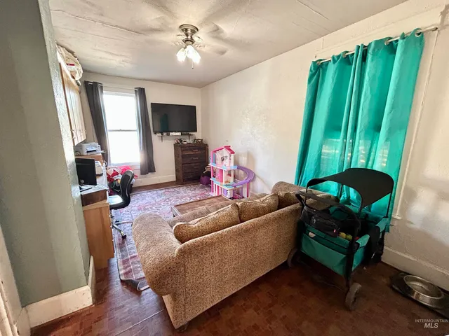 $213,000 | 110 South 2nd Street, Pomeroy, WA 99347