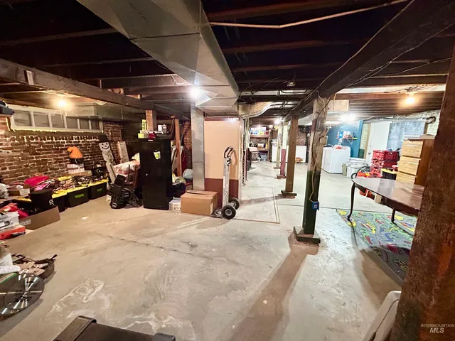 $213,000 | 110 South 2nd Street, Pomeroy, WA 99347