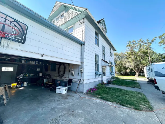 $213,000 | 110 South 2nd Street, Pomeroy, WA 99347