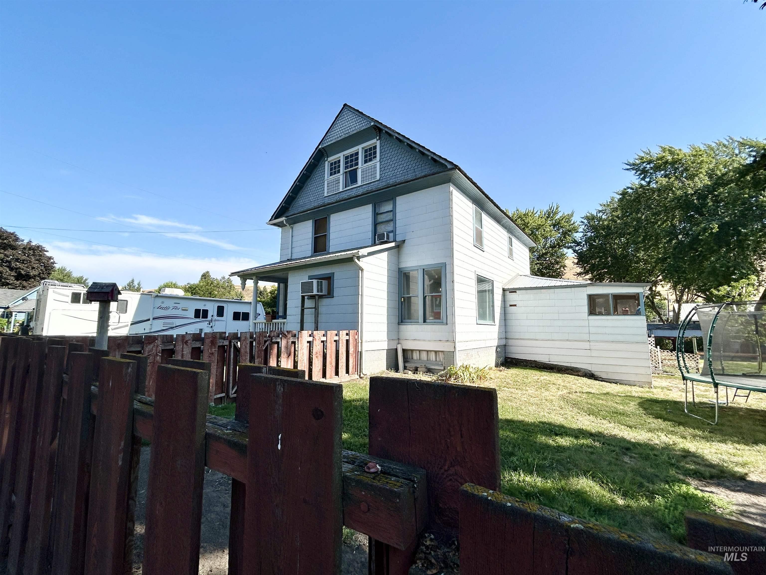 110 South 2nd Street Pomeroy, WA 99347 - Photo 4 of 42