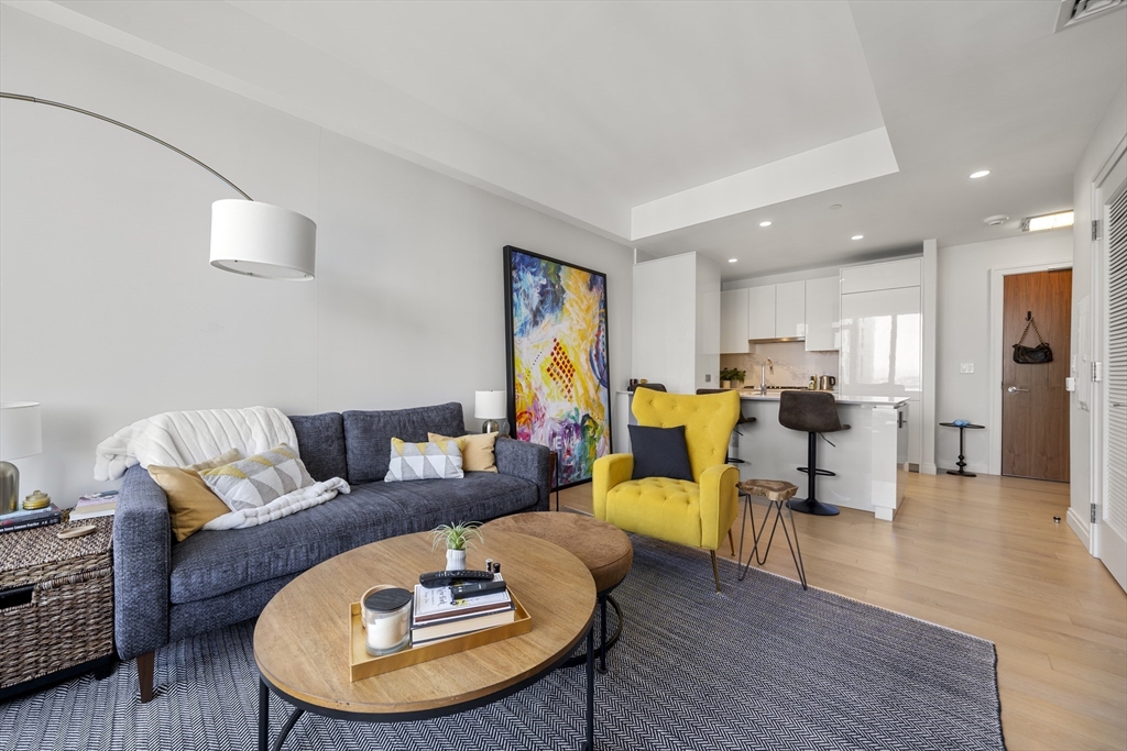 133 Seaport Boulevard, Unit 2110 Boston, MA 02210 - Photo 3 of 18