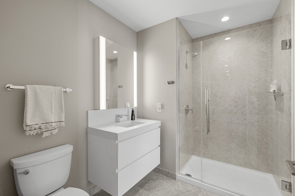 133 Seaport Boulevard, Unit 2110 Boston, MA 02210 - Photo 5 of 18