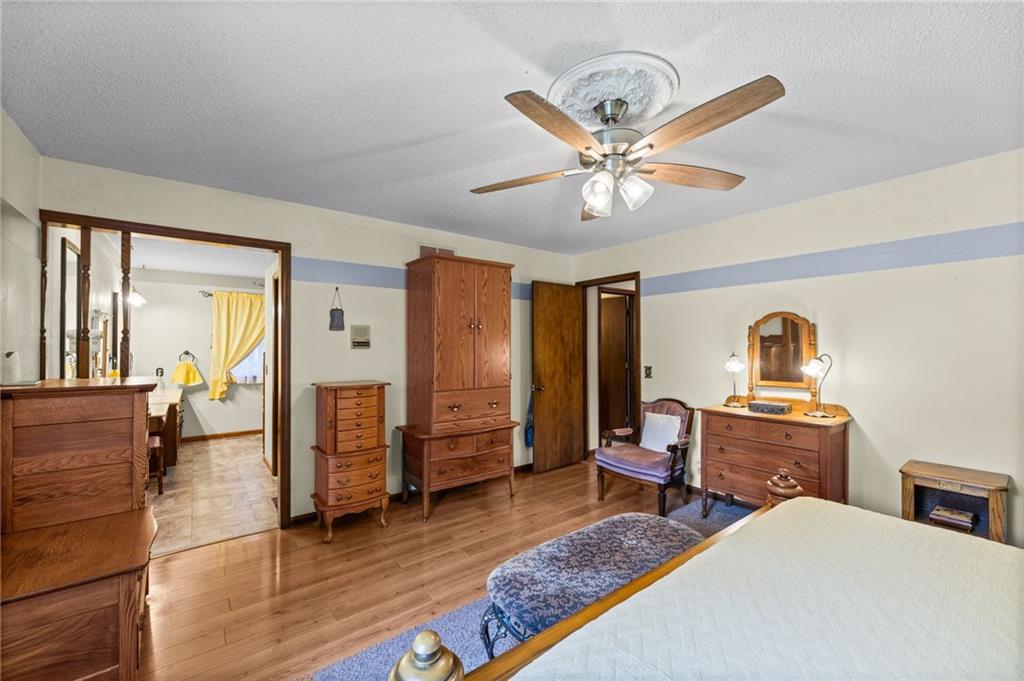 21 West Edwards Street Iola, KS 66749 - Photo 27 of 64