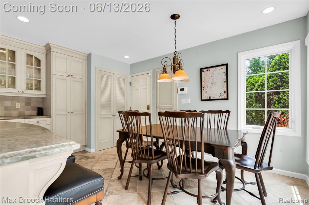 2620 Wendover Road Bloomfield Hills, MI 48302 - Photo 14 of 56