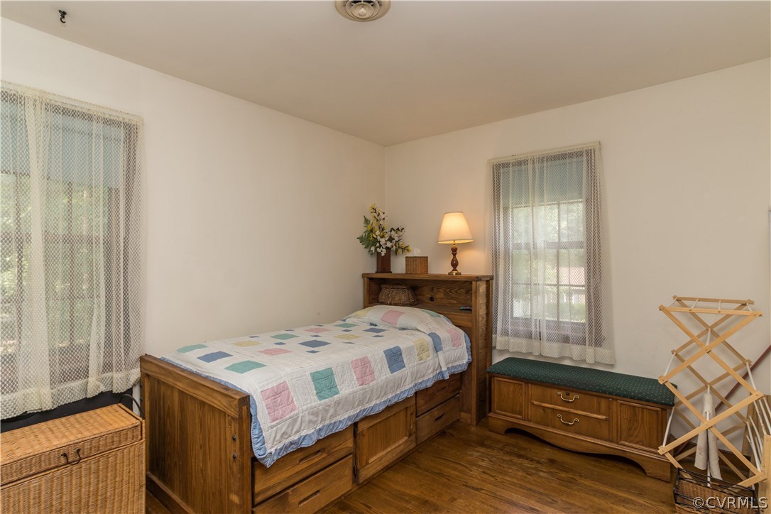 2901 Brookforest Road Midlothian, VA 23112 - Photo 21 of 29 a bedroom with a bed and a window