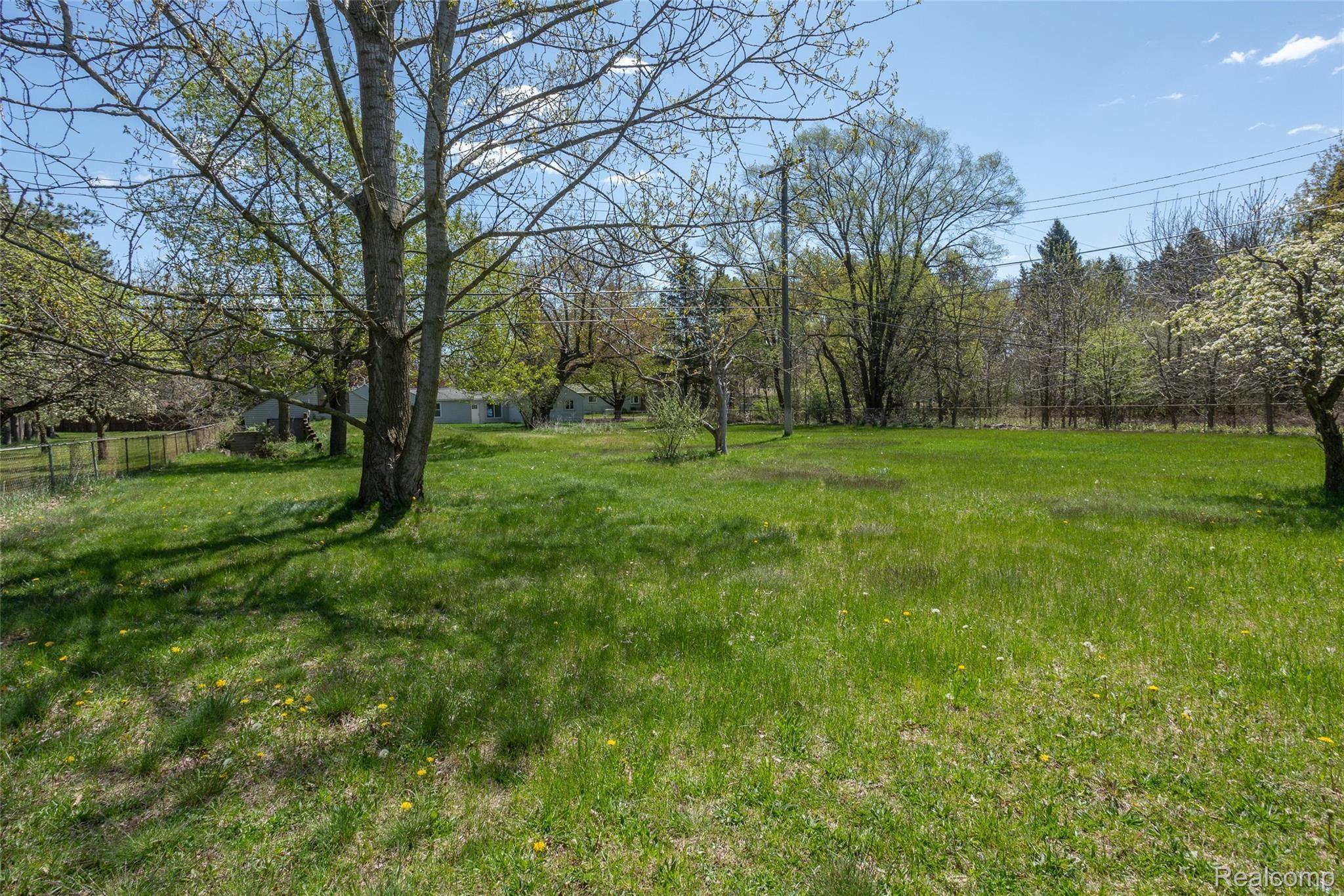 3290 John R Road Rochester, MI 48307 - Photo 38 of 47 John R_3290--back-12.jpg