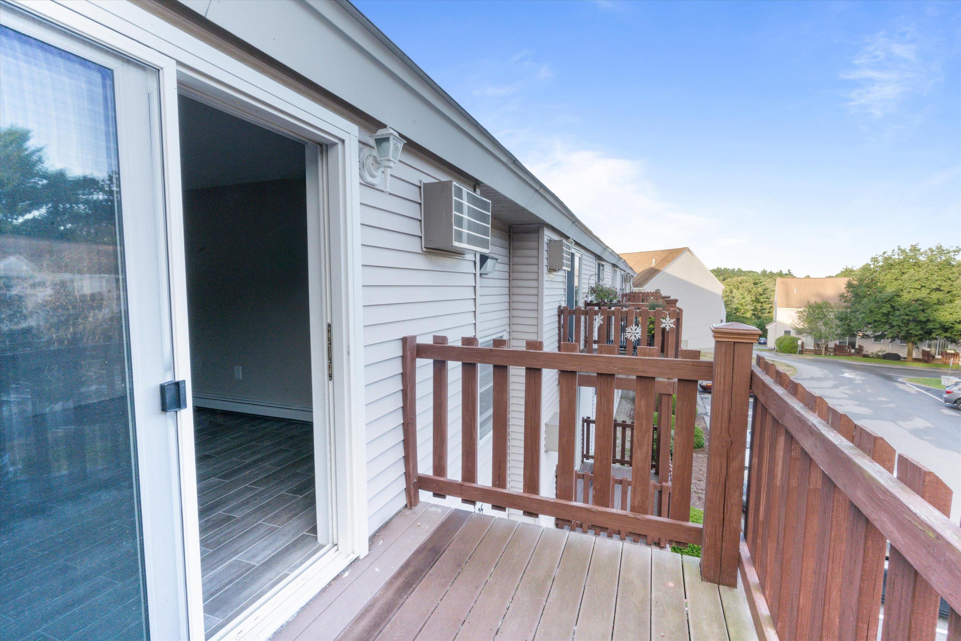 205 Circle Road, Unit E5 Manchester, NH 03103 - Photo 25 of 25