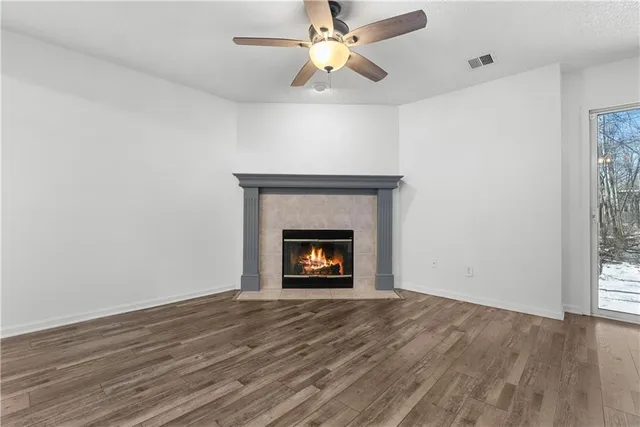 $225,000 | 6020 Northeast Moonstone Drive, Lee's Summit, MO 64064