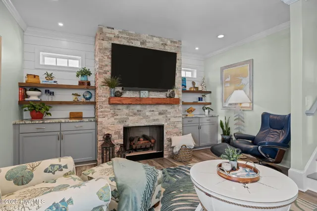 $875,000 | 127 Sound Point Drive, Harkers Island, NC 28531