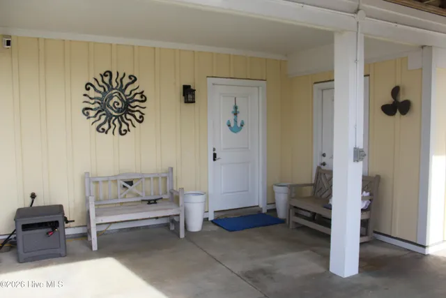 $875,000 | 127 Sound Point Drive, Harkers Island, NC 28531