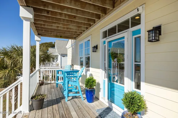 $825,000 | 127 Sound Point Drive, Harkers Island, NC 28531