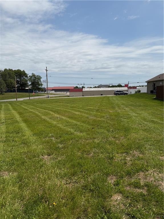 1910 Howenstein Street Cameron, MO 64429 - Photo 2 of 7