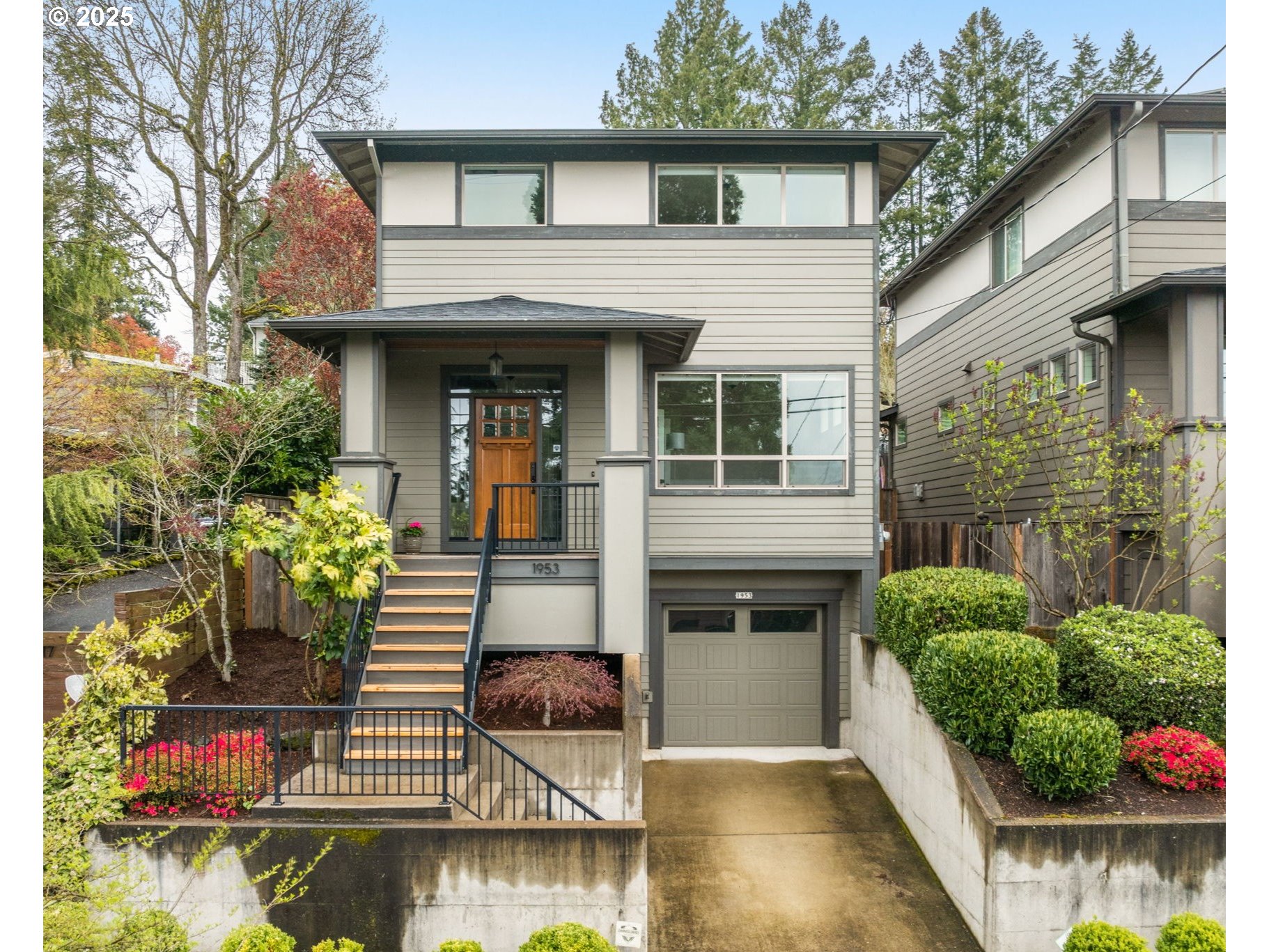 1953 Southwest Iowa Street Portland, OR 97239 - Photo 2 of 34 Gallery Image 2