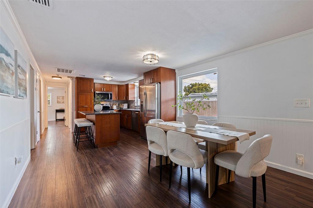 8536 Quail Road Seminole, FL 33777 - Photo 11 of 34 Gallery Image 11