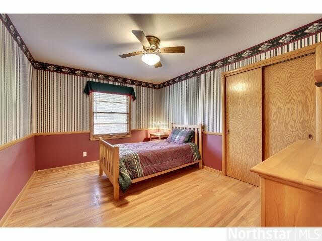 3711 Cardinal Road Minnetonka, MN 55345 - Photo 10 of 17