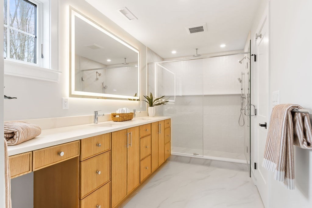 178 River Street Newton, MA 02465 - Photo 15 of 32