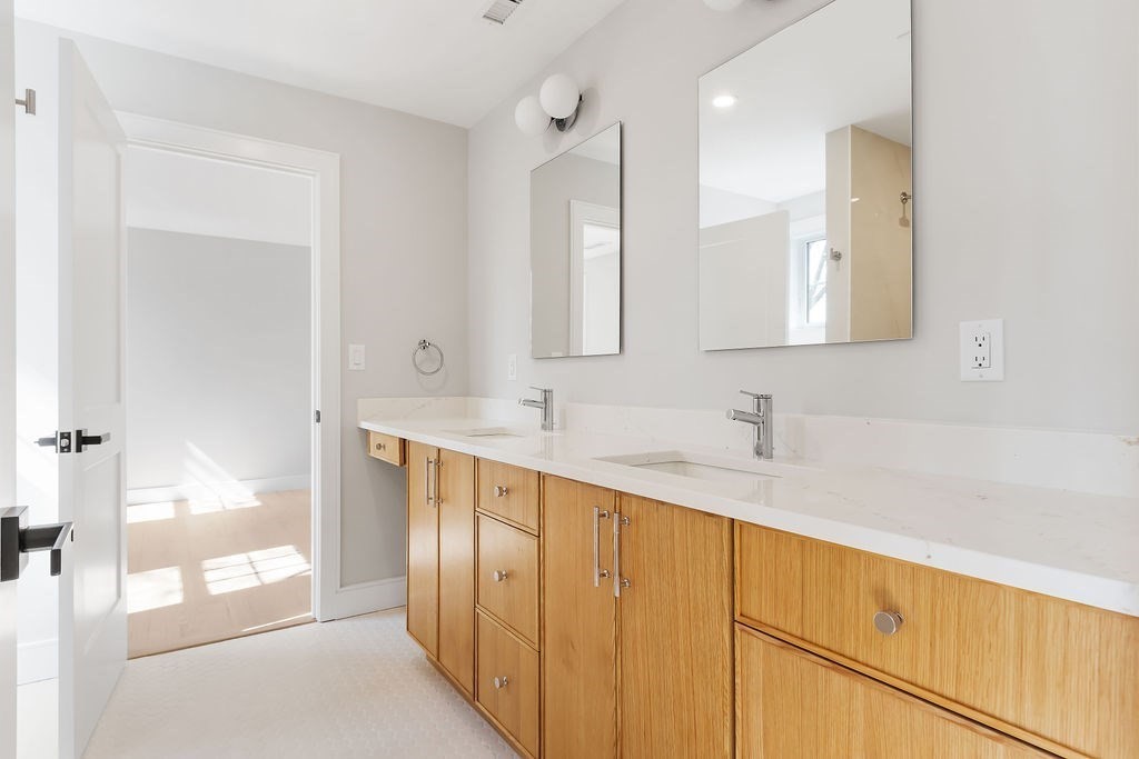 178 River Street Newton, MA 02465 - Photo 19 of 32