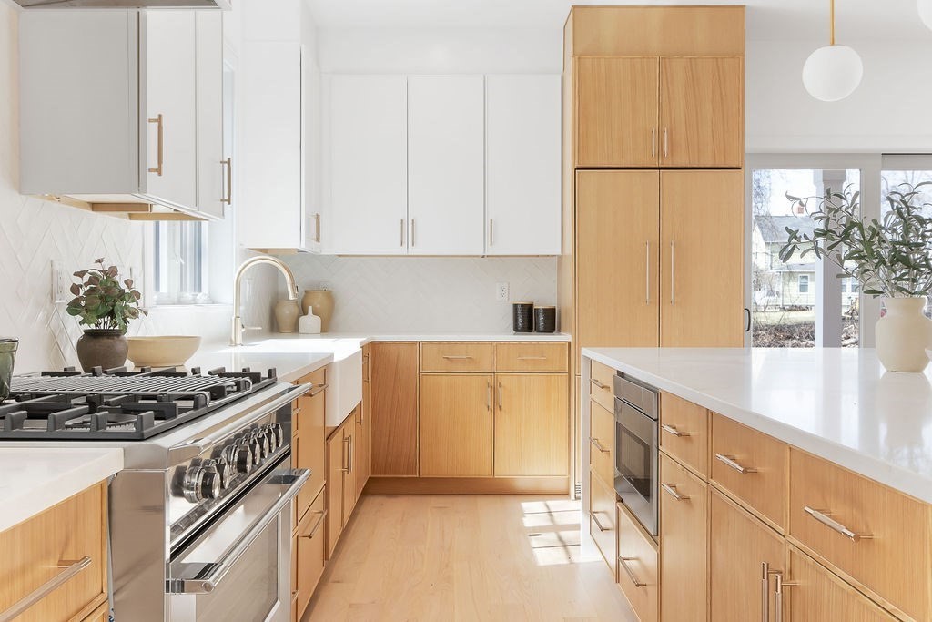 178 River Street Newton, MA 02465 - Photo 3 of 32