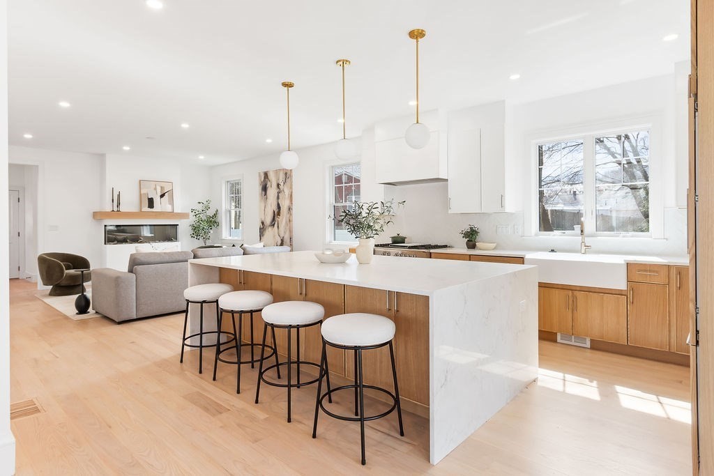 178 River Street Newton, MA 02465 - Photo 5 of 32