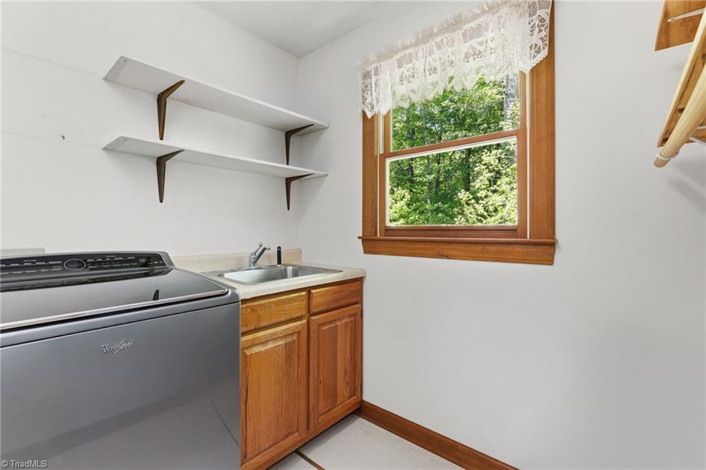 1098 Greenfield Road Walnut Cove, NC 27052 - Photo 18 of 46