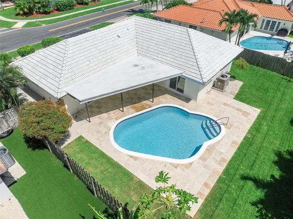 $5,500 | 400 Southwest 9th Avenue, Boca Raton, FL 33486