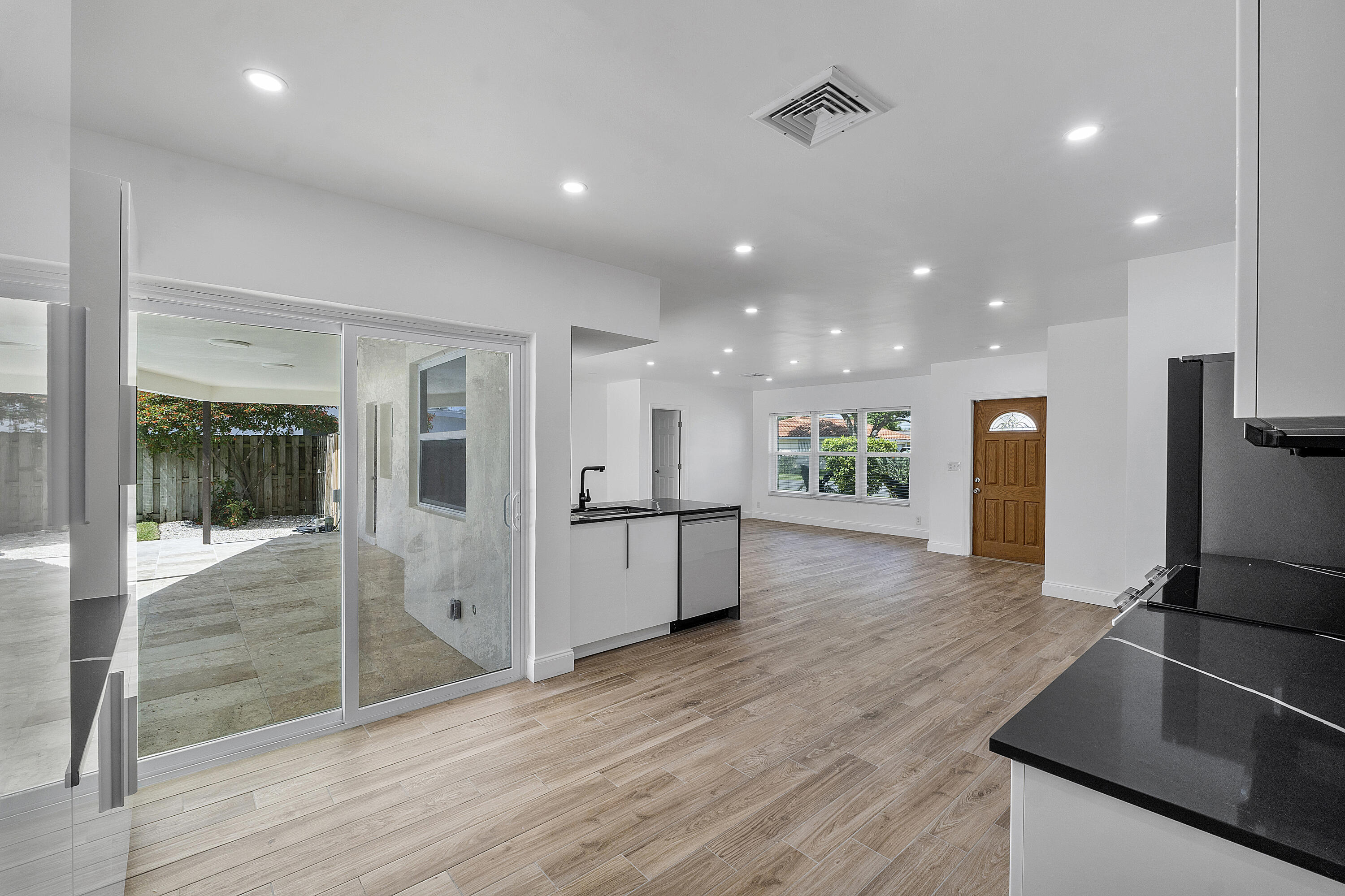 400 Southwest 9th Avenue Boca Raton, FL 33486 - Photo 12 of 37 400 SW 9th Ave_029