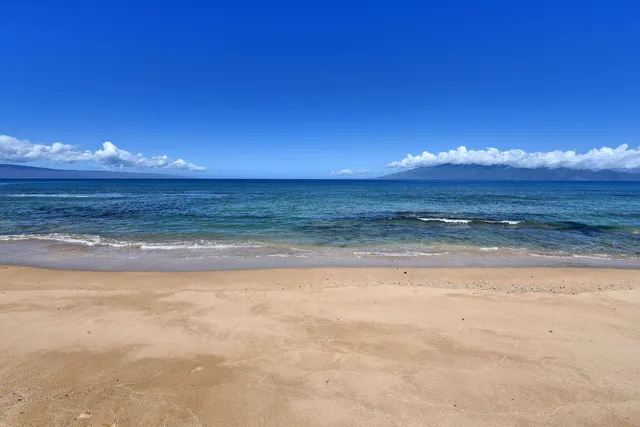 $888,000 | 3732 Lower Honoapiilani Road, Unit 100, Lahaina, HI 96761
